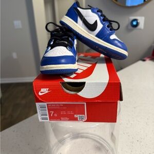 Nike Kids Royal Blue and White Sneakers